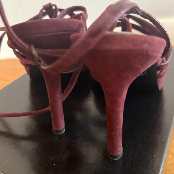Colin Stuart vintage 2005  maroon suede strappy legwrap  size 6.5 - Picture 4 of 5